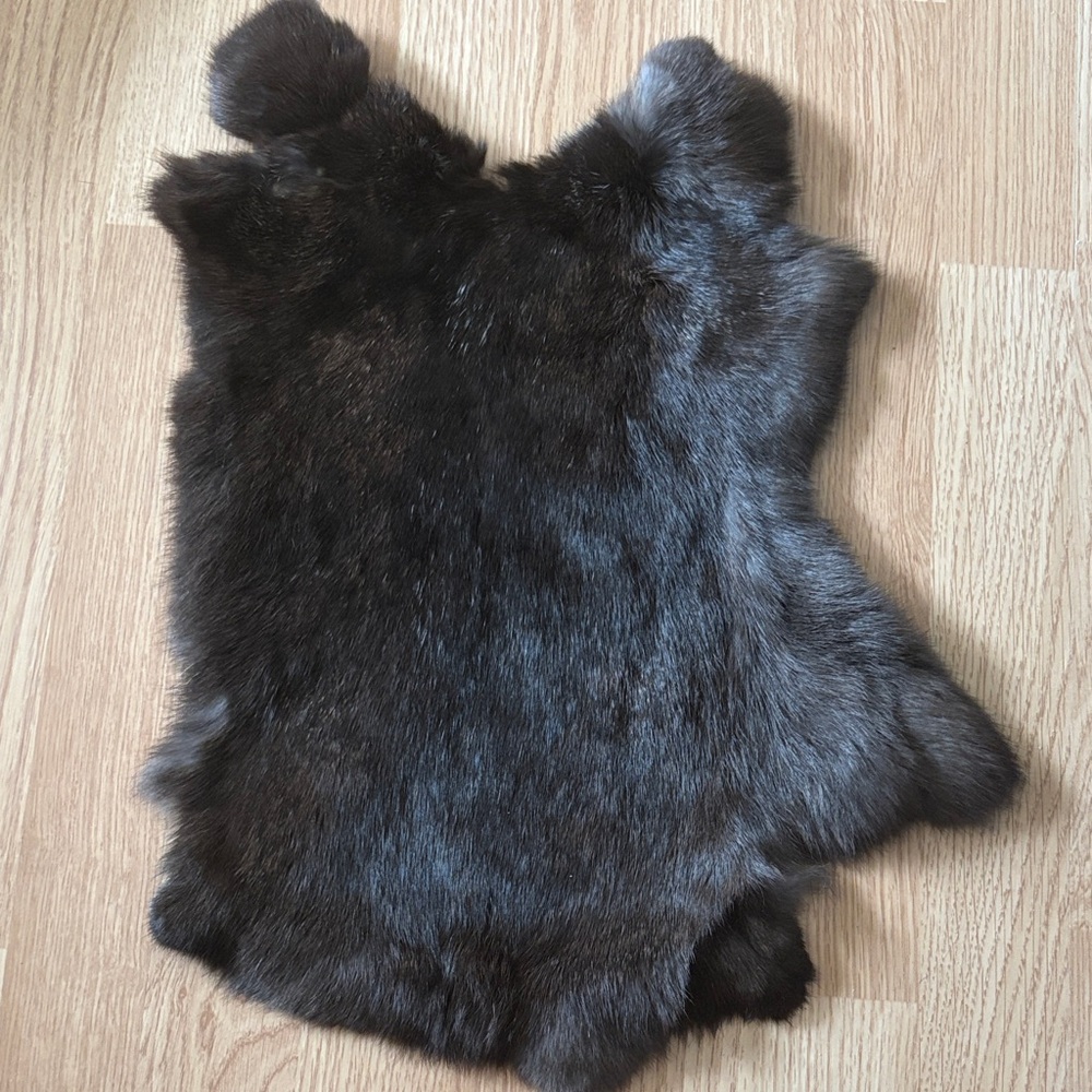 A294 Black Rabbit Fur Pelt for Crafts and Display